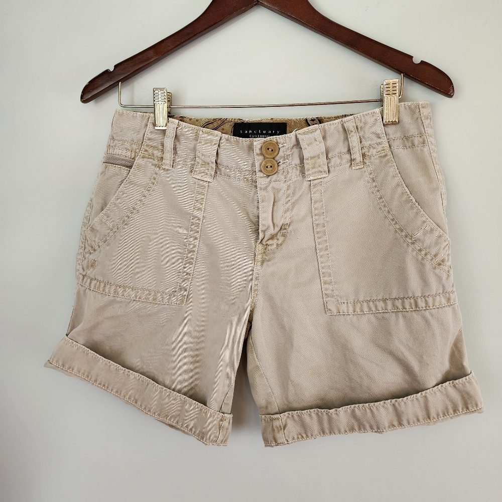 Sanctuary Women's Peace Wide Belt Loop Cuffed Hem Kahki Shorts Size 28